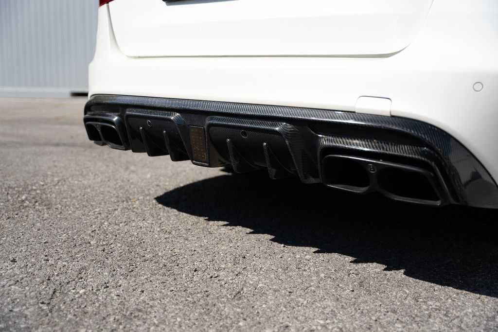 Mercedes-Benz C 63 AMG T, Bild 9 von 21