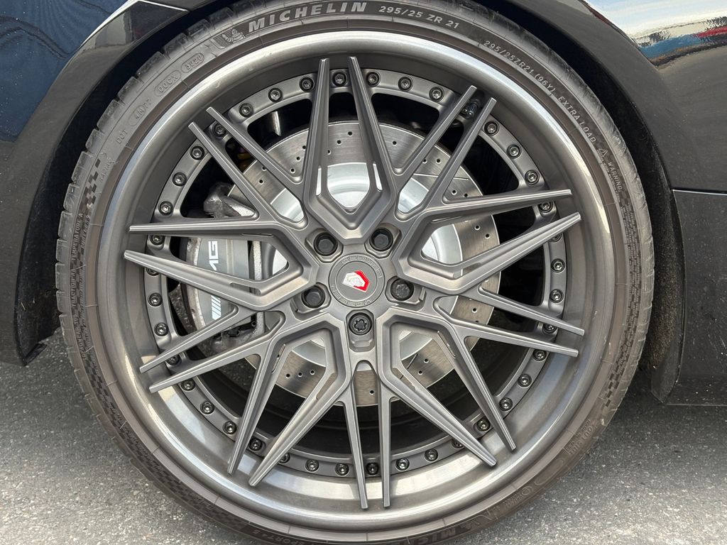Mercedes-Benz C 63 AMG, Bild 21 von 22