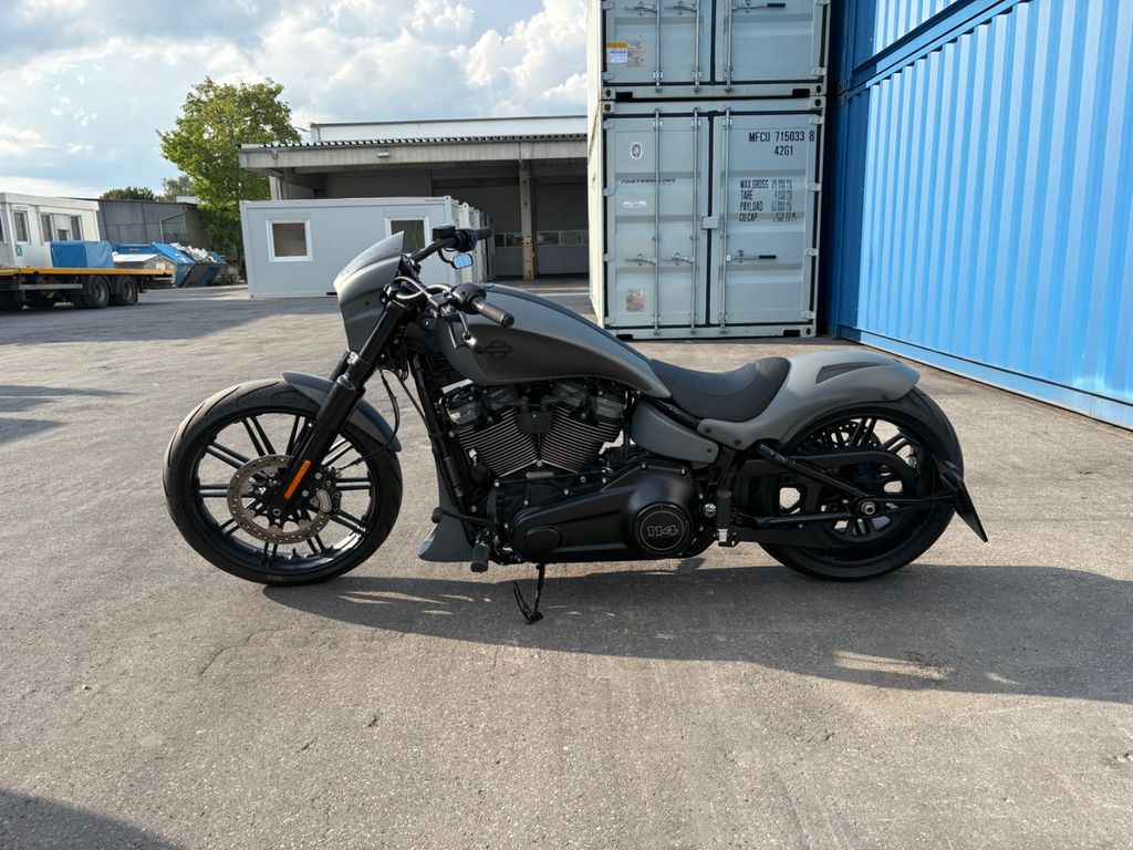 Harley-Davidson Breakout 114 Custom Bike 1of1, Bild 2 von 9