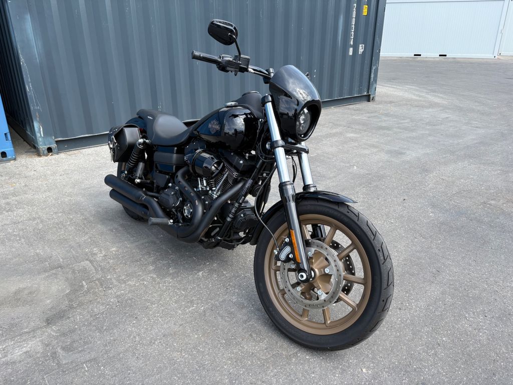 Harley-Davidson FXDLS, Bild 7 von 8