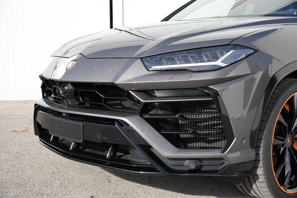 Lamborghini Urus 4.0 V8 Exklusive / Novitec / Carbon, Bild 2 von 38