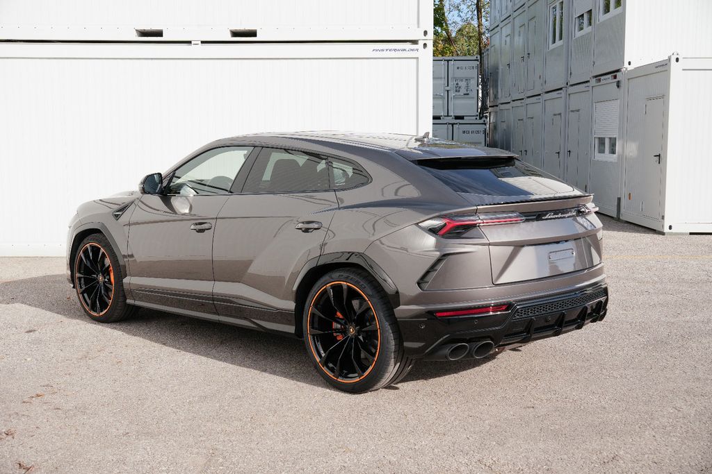 Lamborghini Urus 4.0 V8 Exklusive / Novitec / Carbon, Bild 10 von 38