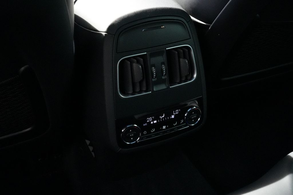 Maserati Levante Trofeo, Bild 26 von 40