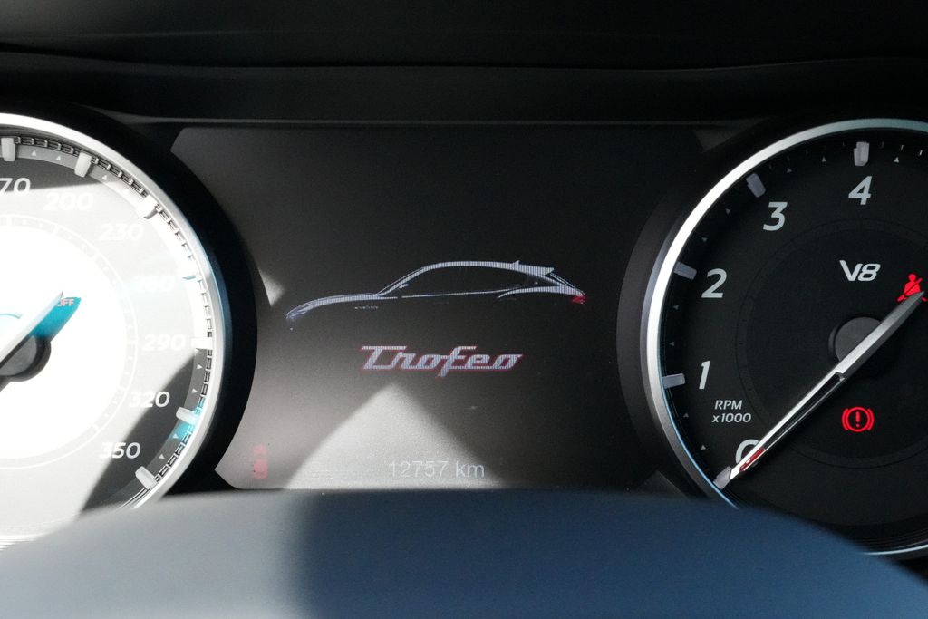 Maserati Levante Trofeo, Bild 19 von 40