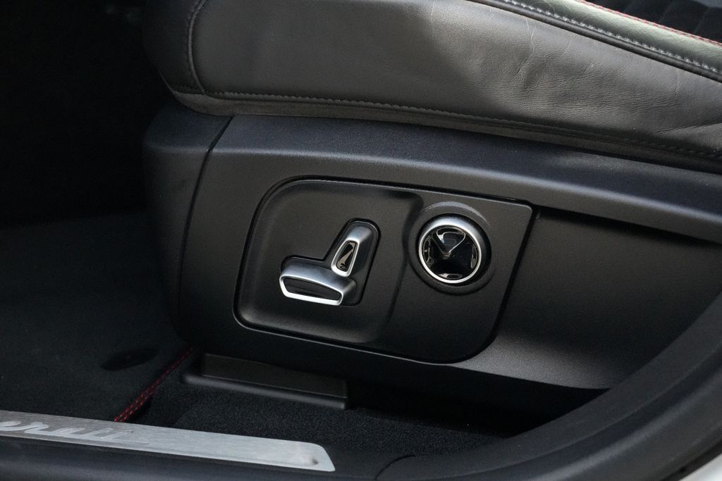 Maserati Levante Trofeo, Bild 22 von 40