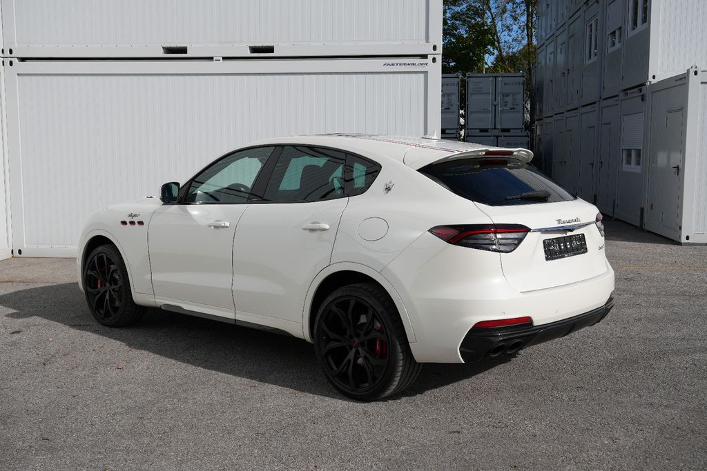 Maserati Levante Trofeo, Bild 10 von 40