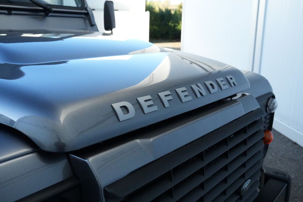 Land Rover Defender 110 E Station Wagon NUR 78KM, Bild 26 von 33