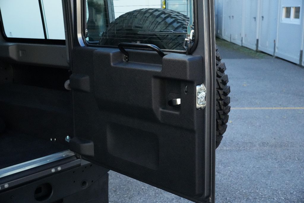 Land Rover Defender 110 E Station Wagon NUR 78KM, Bild 8 von 33